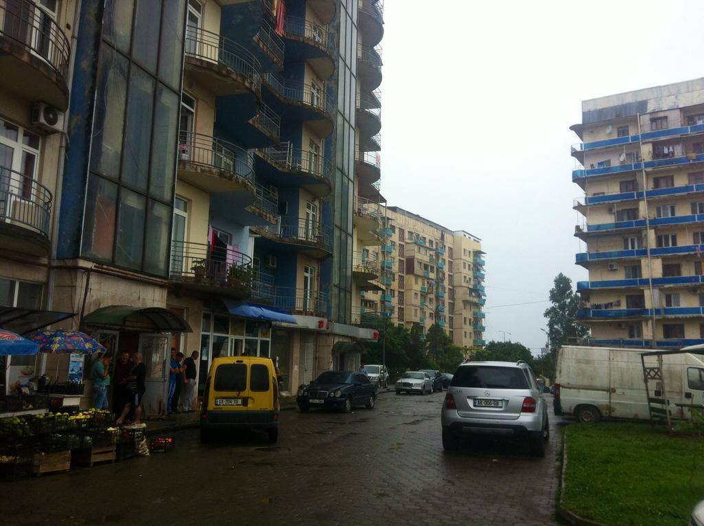 Batumi Appartments Esterno foto